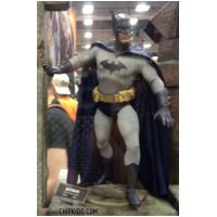 sideshow-collectibles-batman-figure-1.png